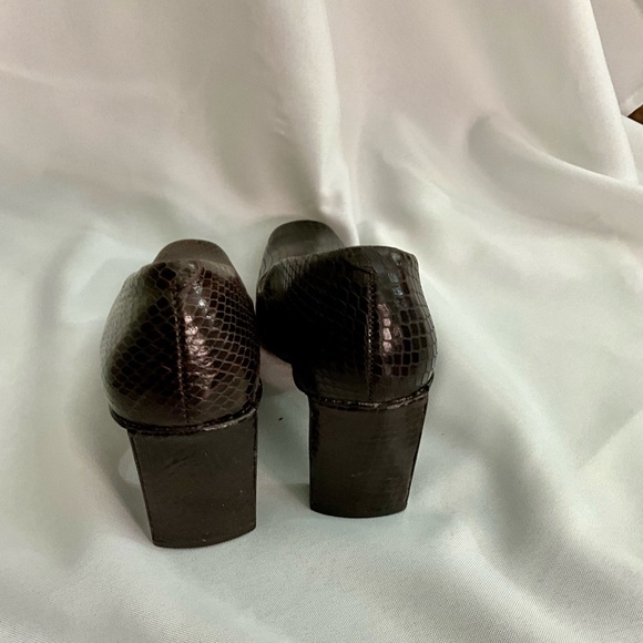 NWOT BCBG MAXAZRIA Brown Snakeskin Leather Pumps Block 2.75” Heel Vintage 6m - Picture 5 of 7